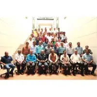 Photo of all the attendees to the workshop